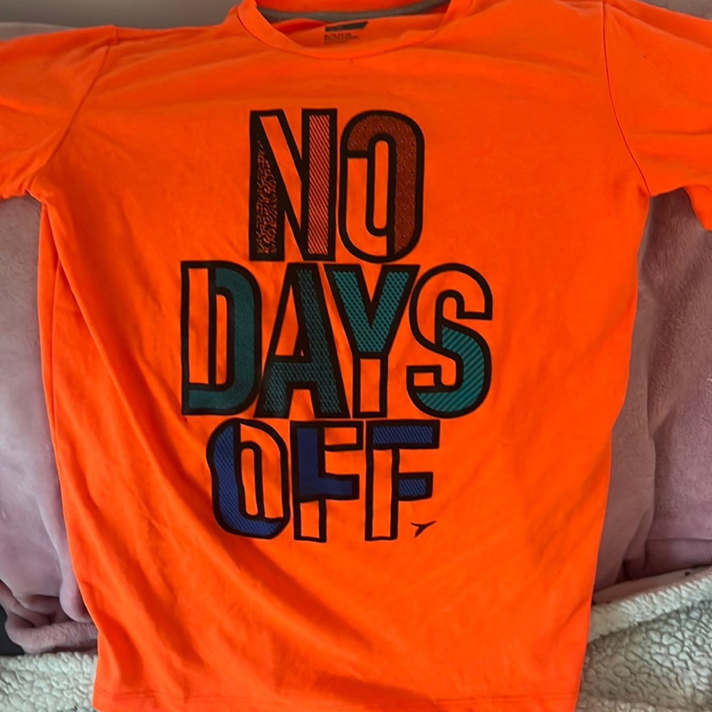 Old Navy Active T-shirt